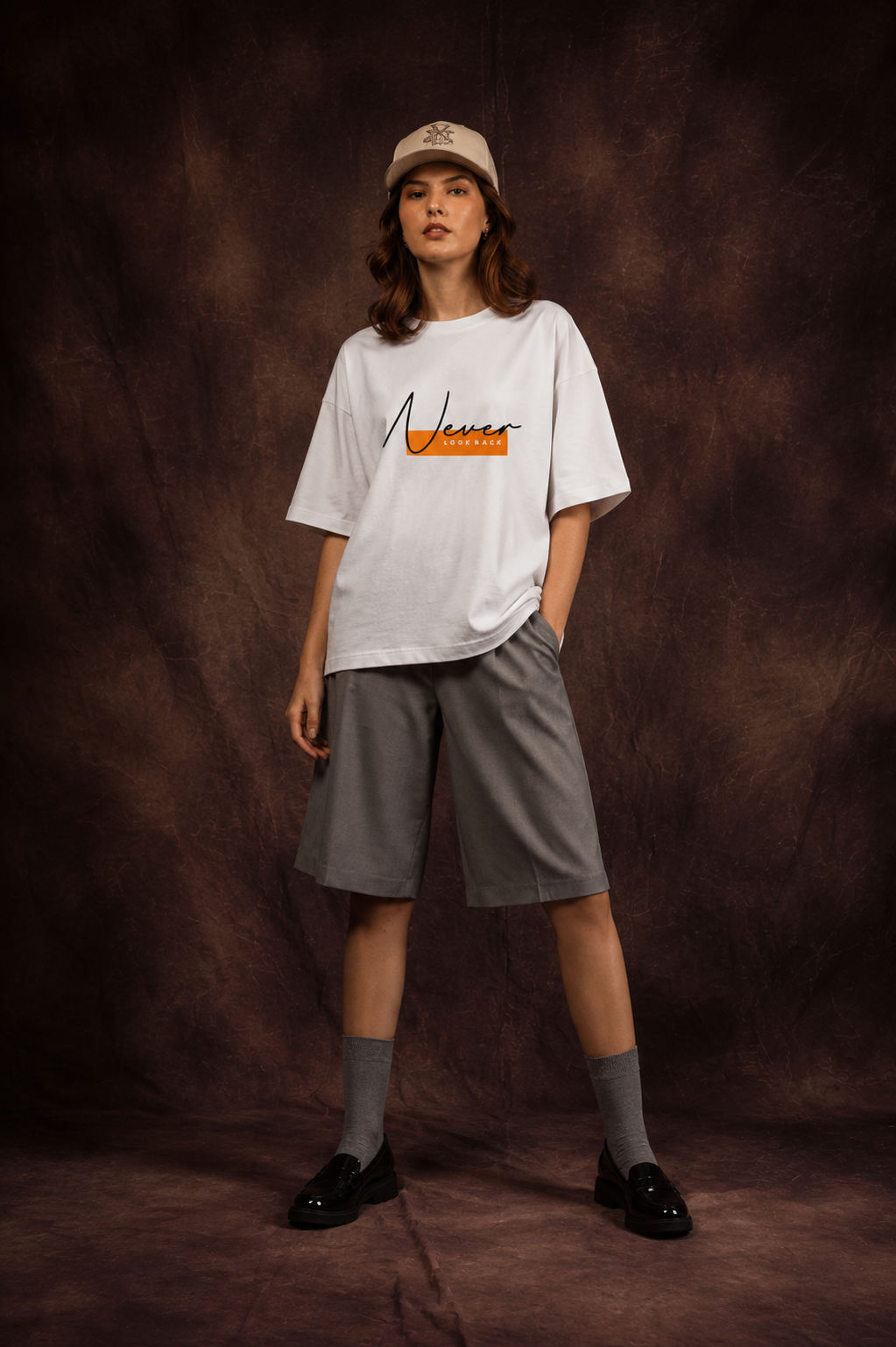 Never Look Back Oversized Printed T-Shirt – 240 GSM Premium Streetwear by Dhaaga Beats